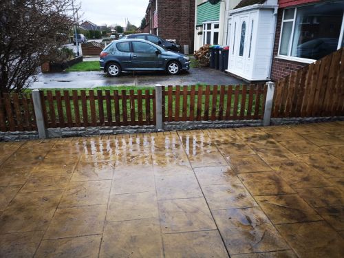 Click Here To Enlarge This Photo Of Domestic Picket Fencing 