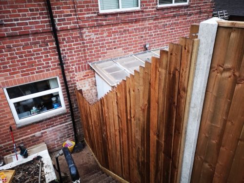 Click Here To Enlarge This Photo Of Close Board Fencing